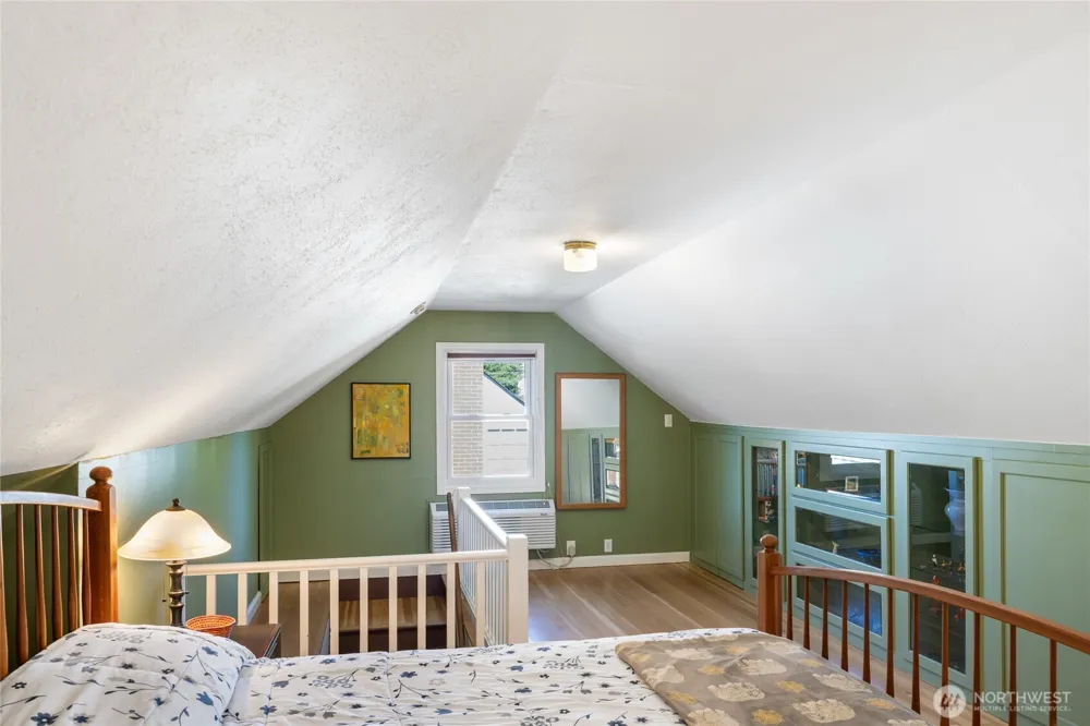 108 E 35th Street Vancouver, WA 98663