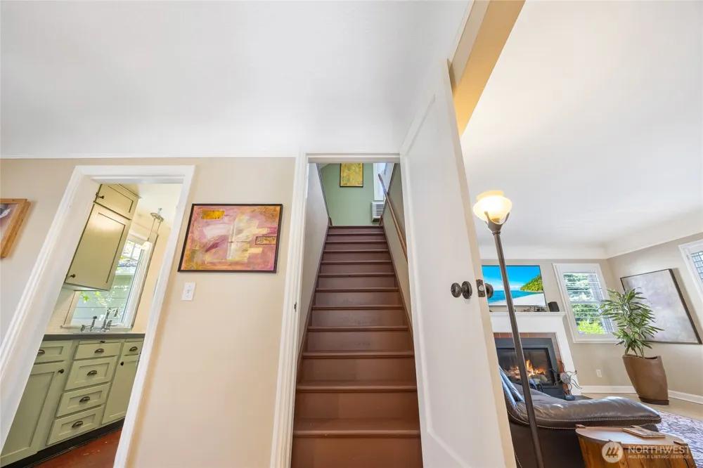 108 E 35th Street Vancouver, WA 98663