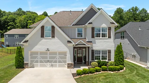 12185 Woodhollow Ln