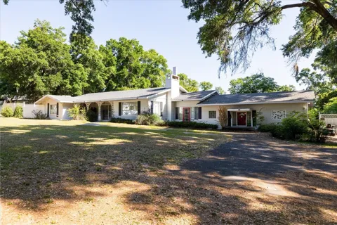 1505 E CROOKED LAKE DRIVE