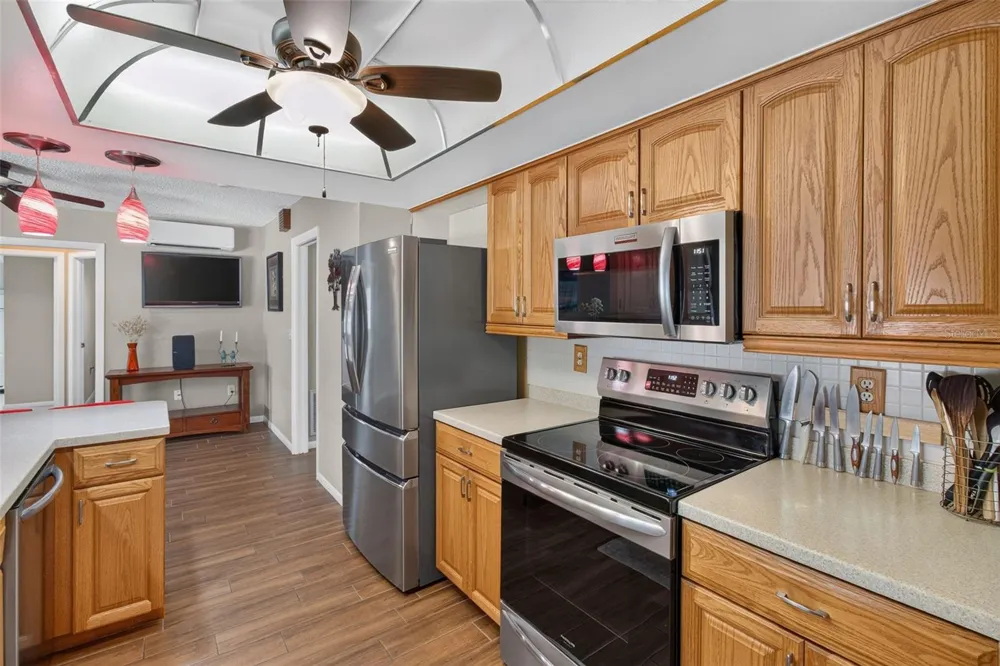 2221 COLONIAL DRIVE Dunedin, FL 34698