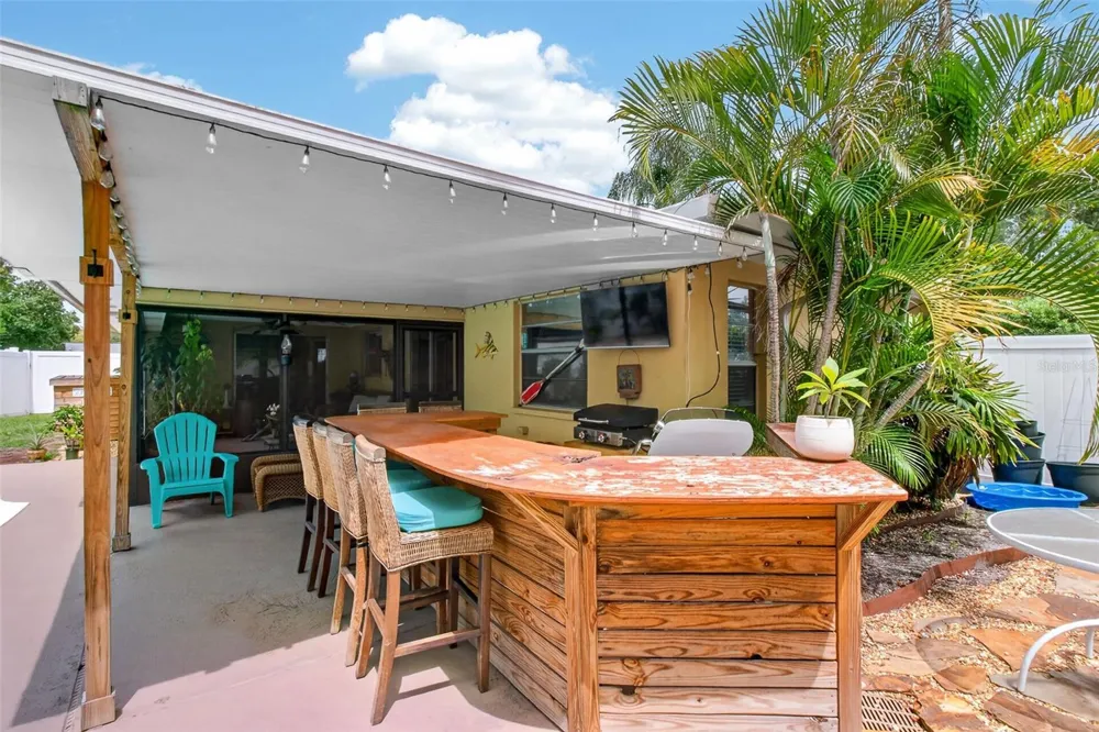 2221 COLONIAL DRIVE Dunedin, FL 34698