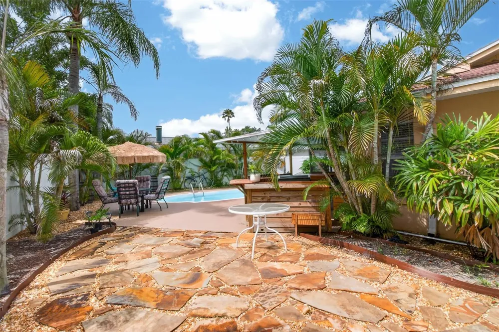 2221 COLONIAL DRIVE Dunedin, FL 34698