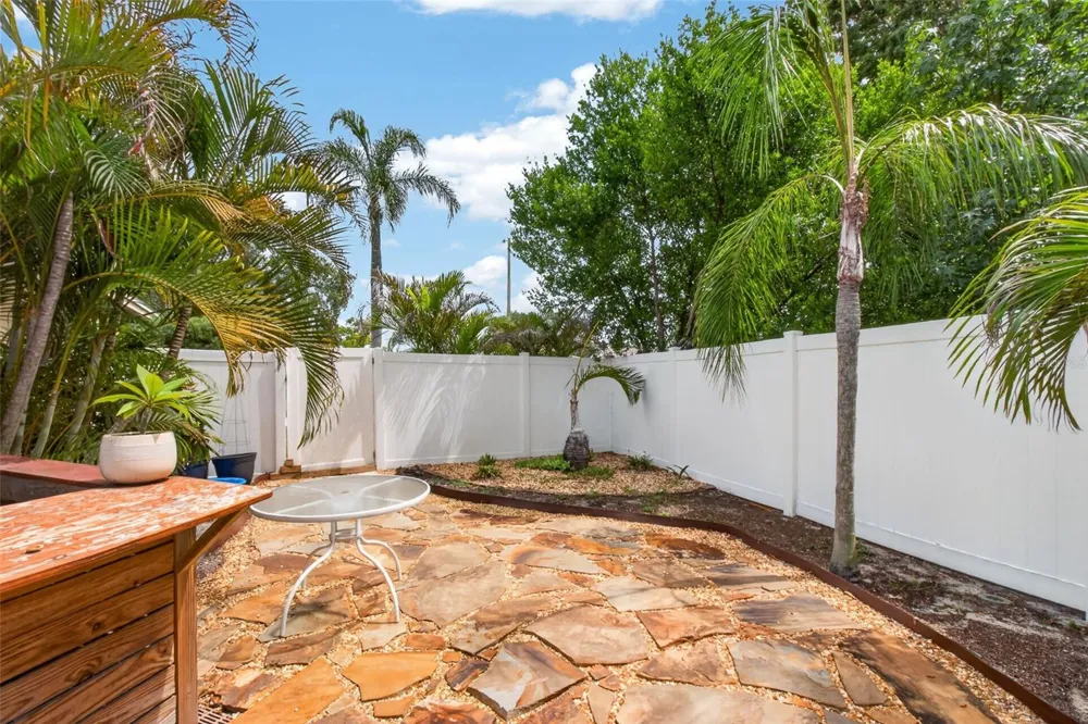2221 COLONIAL DRIVE Dunedin, FL 34698