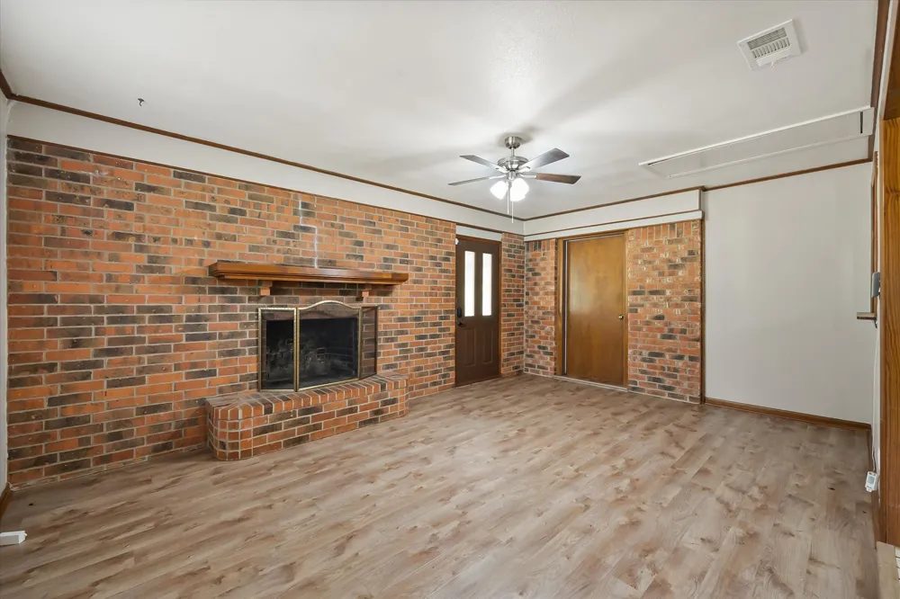 701 Kelly Street Fairfield, TX 75840