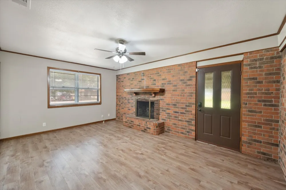 701 Kelly Street Fairfield, TX 75840