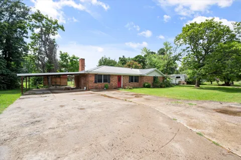 701 Kelly Street
