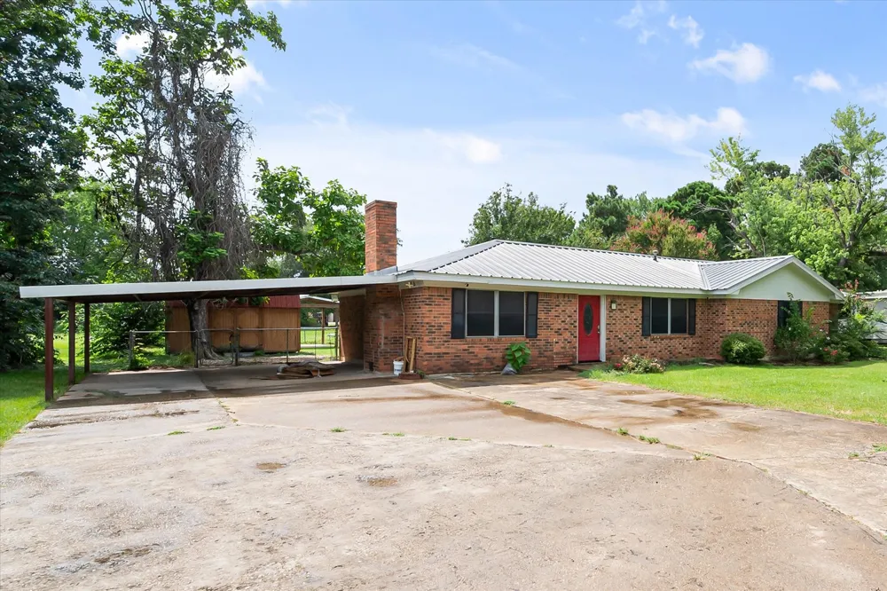 701 Kelly Street Fairfield, TX 75840