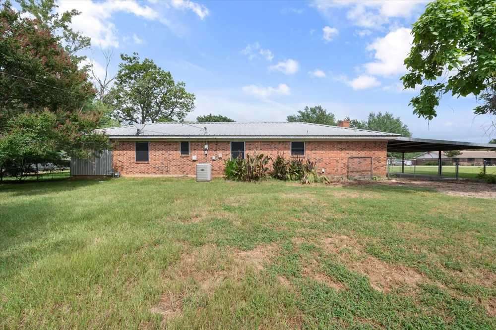 701 Kelly Street Fairfield, TX 75840