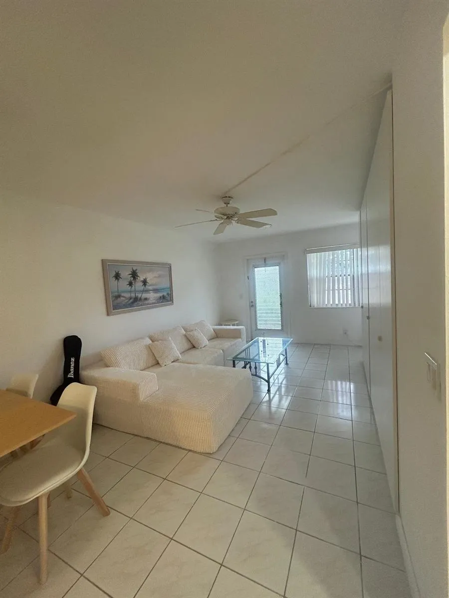 138 Markham G Deerfield Beach, FL 33442