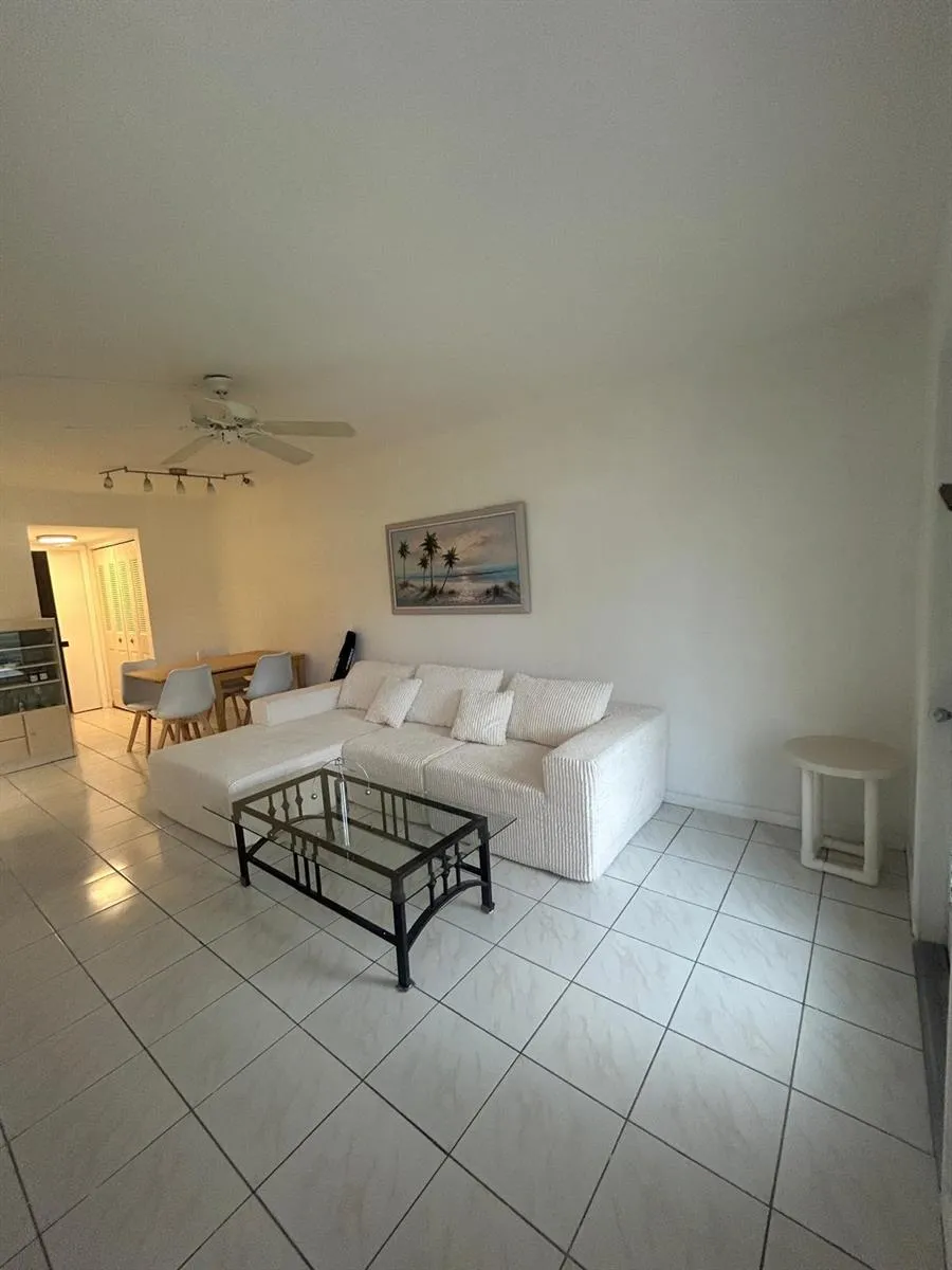 138 Markham G Deerfield Beach, FL 33442