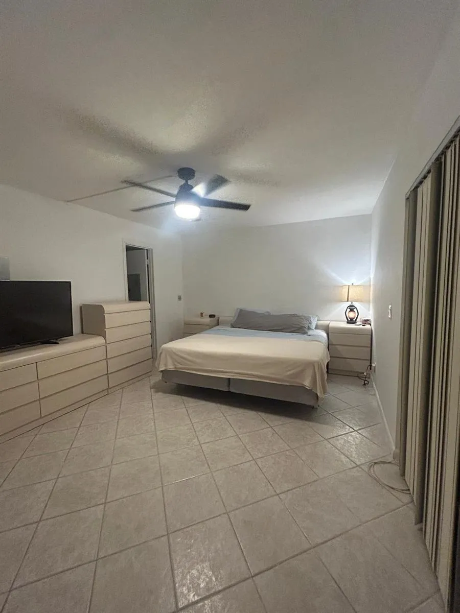 138 Markham G Deerfield Beach, FL 33442