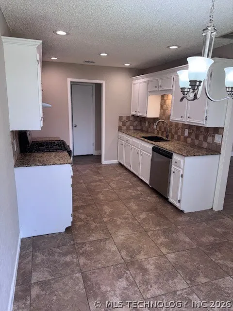 10117 E 34th Street Tulsa, OK 74146