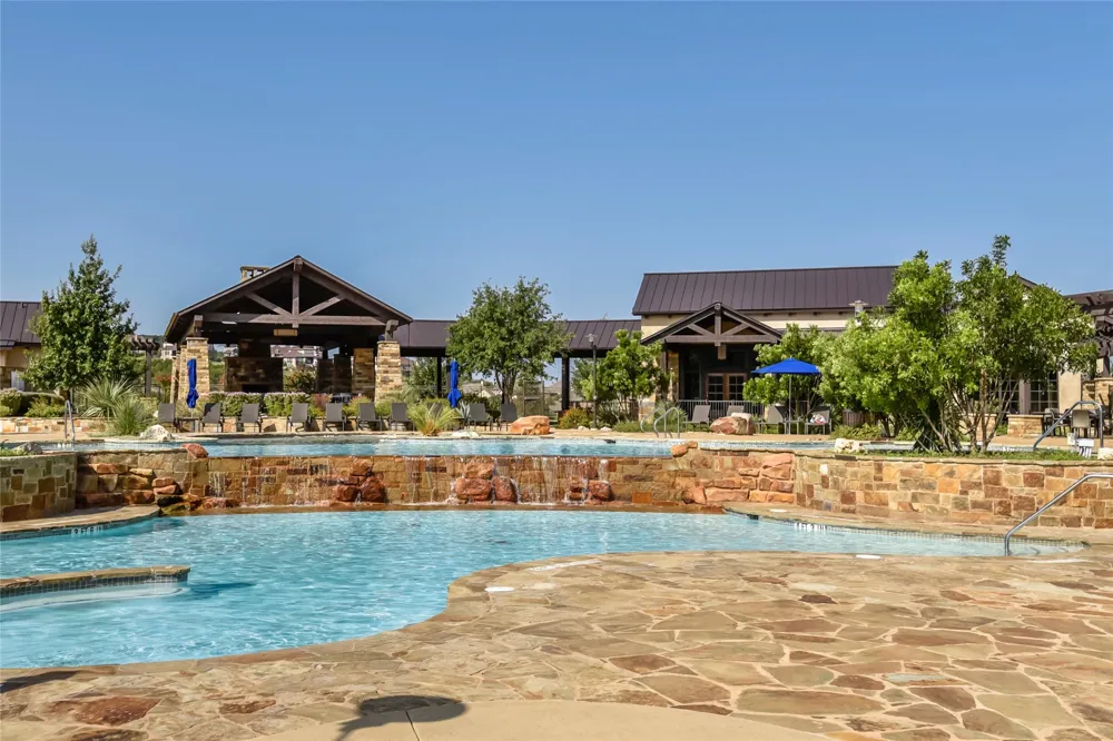 17801 Dufour Drive Austin, TX 78738