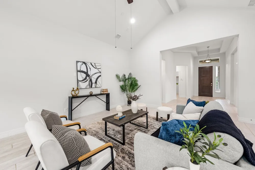 17801 Dufour Drive Austin, TX 78738