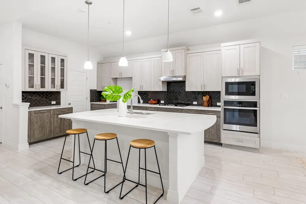 17801 Dufour Drive Austin, TX 78738