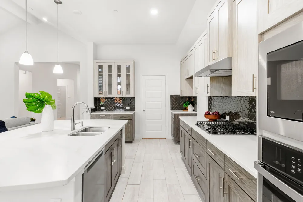 17801 Dufour Drive Austin, TX 78738