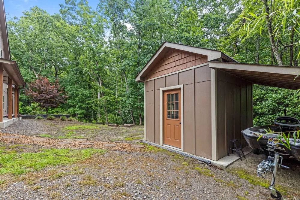65 Eagle Bluff Road Menlo, GA 30731