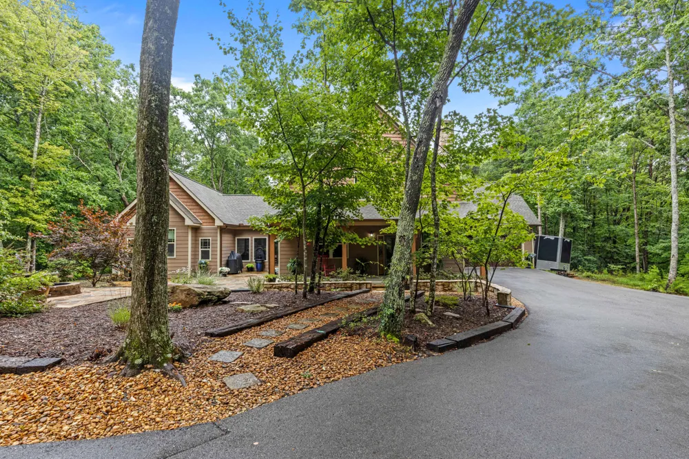 65 Eagle Bluff Road Menlo, GA 30731