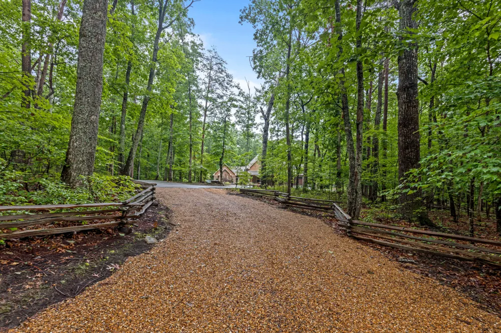 65 Eagle Bluff Road Menlo, GA 30731