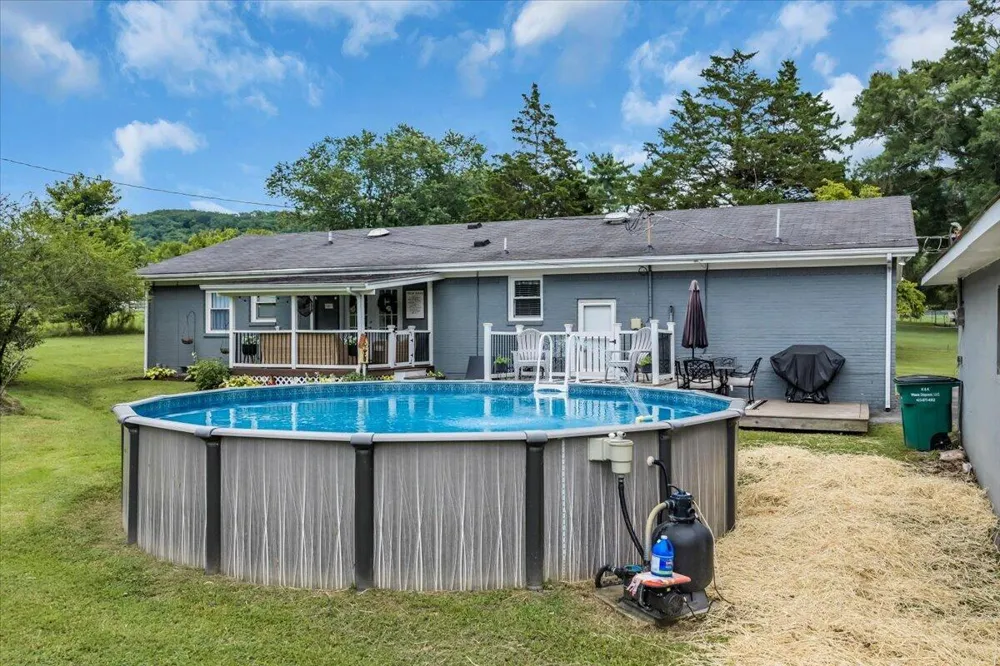 593 Dover Road Jasper, TN 37347