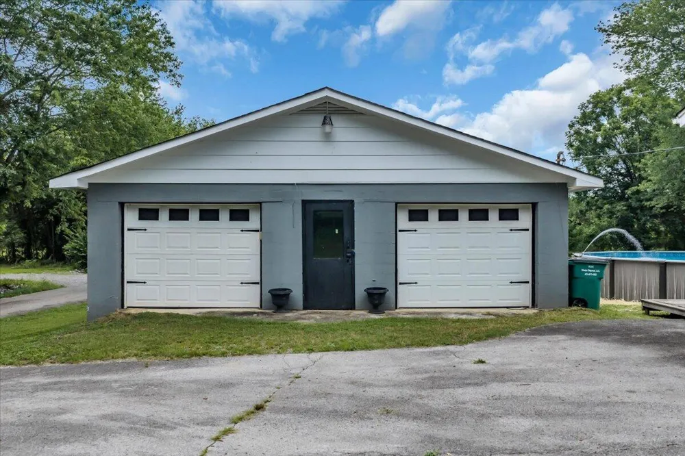 593 Dover Road Jasper, TN 37347