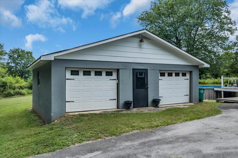 593 Dover Road Jasper, TN 37347