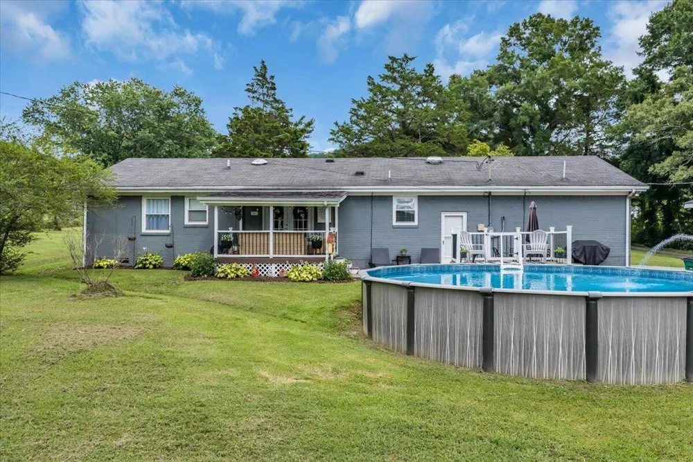 593 Dover Road Jasper, TN 37347