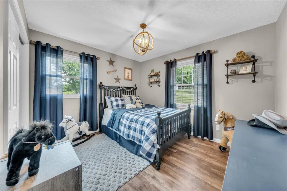 593 Dover Road Jasper, TN 37347