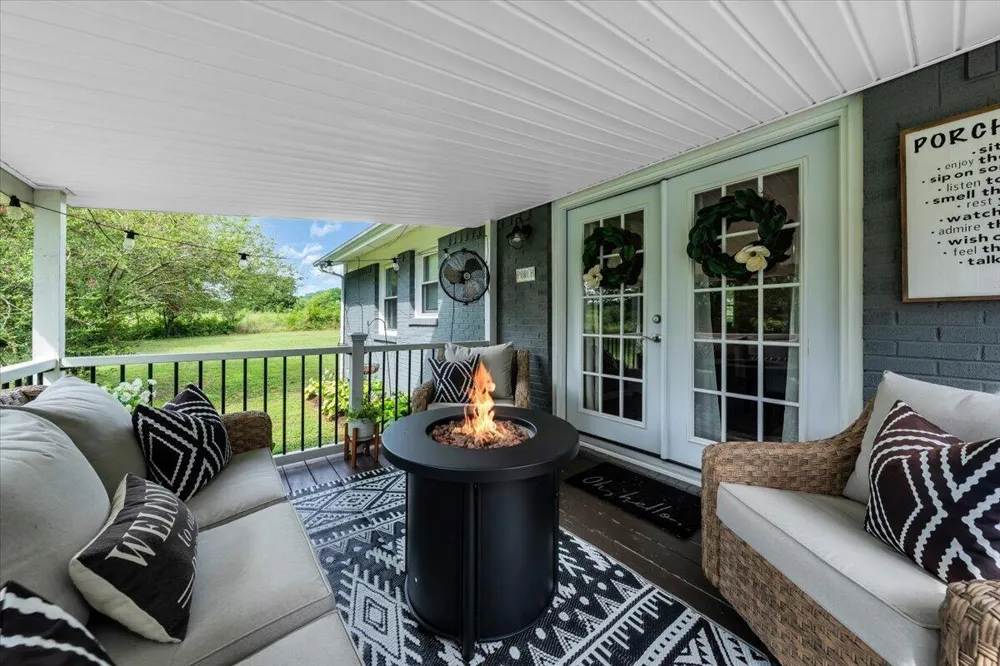 593 Dover Road Jasper, TN 37347