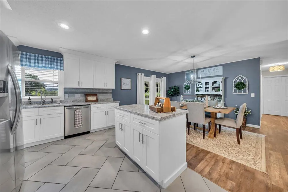 593 Dover Road Jasper, TN 37347