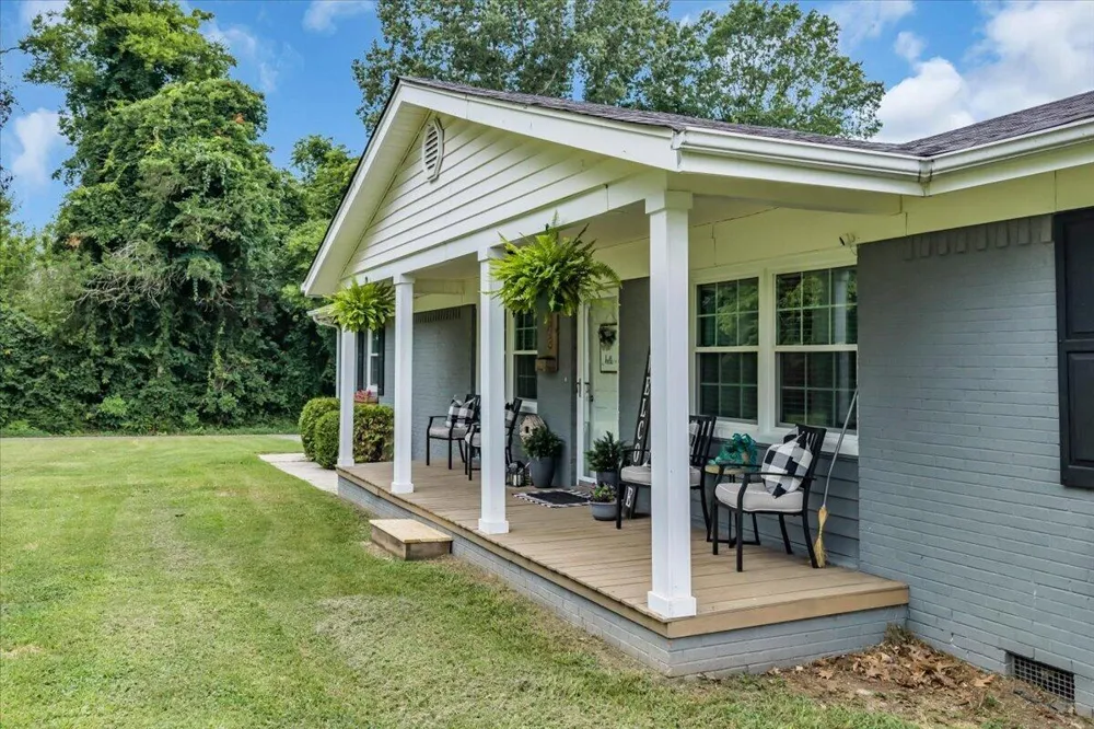 593 Dover Road Jasper, TN 37347