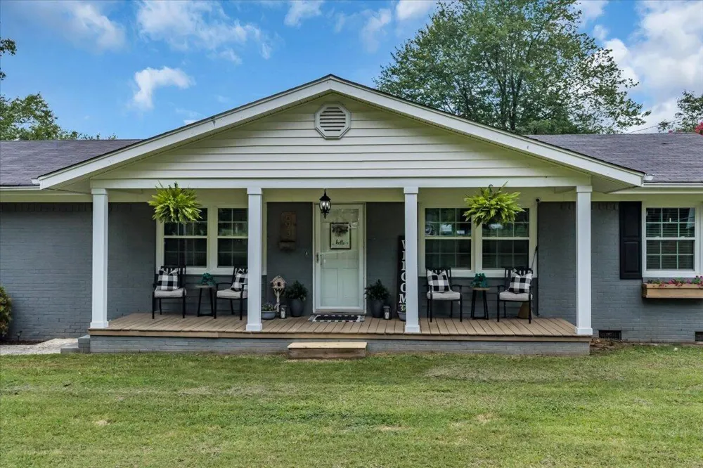593 Dover Road Jasper, TN 37347