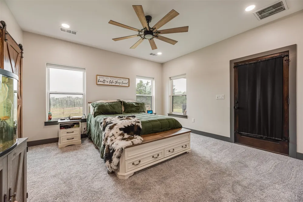 9924 NW County Road 2221 Barry, TX 75102