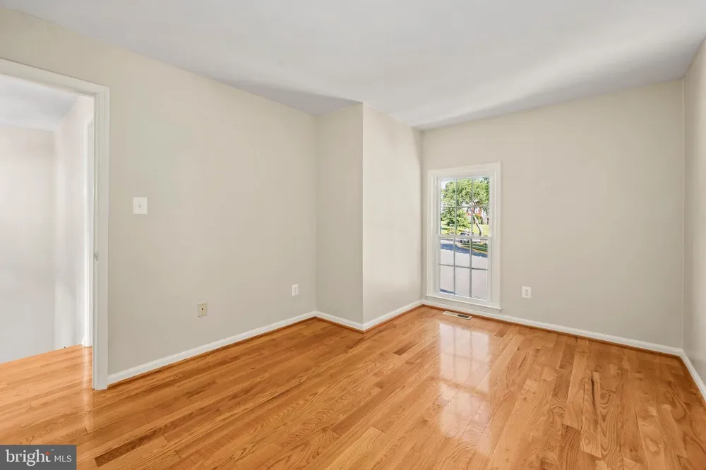 5409 RIVERBOAT WAY Fairfax, VA 22032
