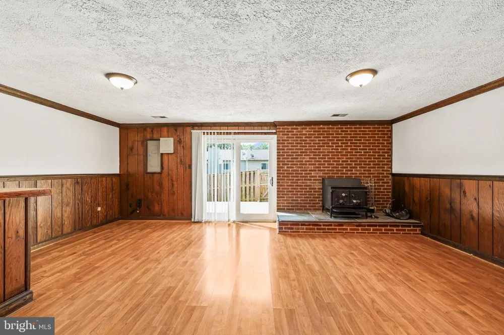 5409 RIVERBOAT WAY Fairfax, VA 22032