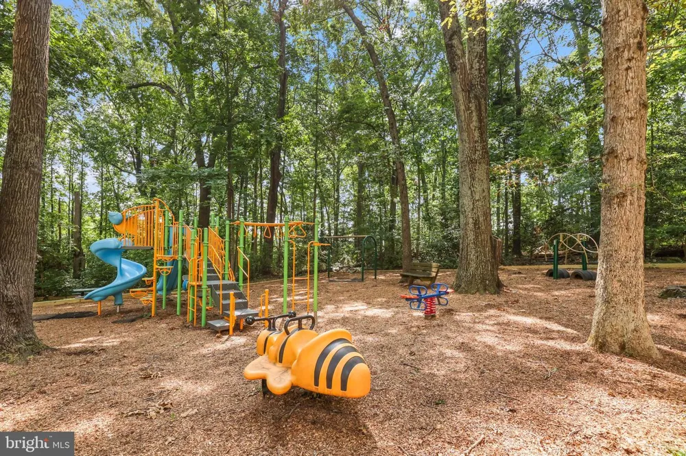 5409 RIVERBOAT WAY Fairfax, VA 22032
