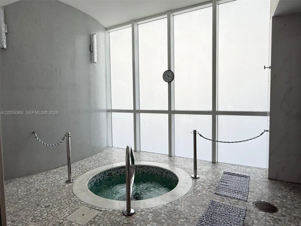 18101 Collins Ave #1605 Sunny Isles Beach, FL 33160