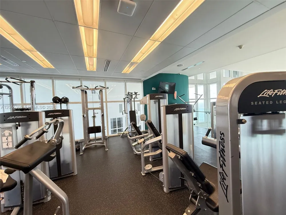 18101 Collins Ave #1605 Sunny Isles Beach, FL 33160