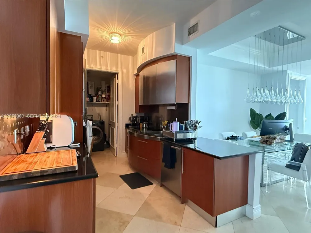 18101 Collins Ave #1605 Sunny Isles Beach, FL 33160