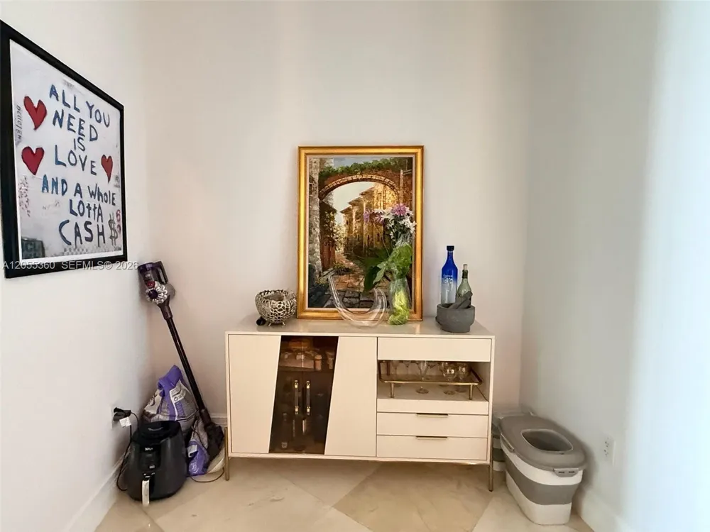 18101 Collins Ave #1605 Sunny Isles Beach, FL 33160