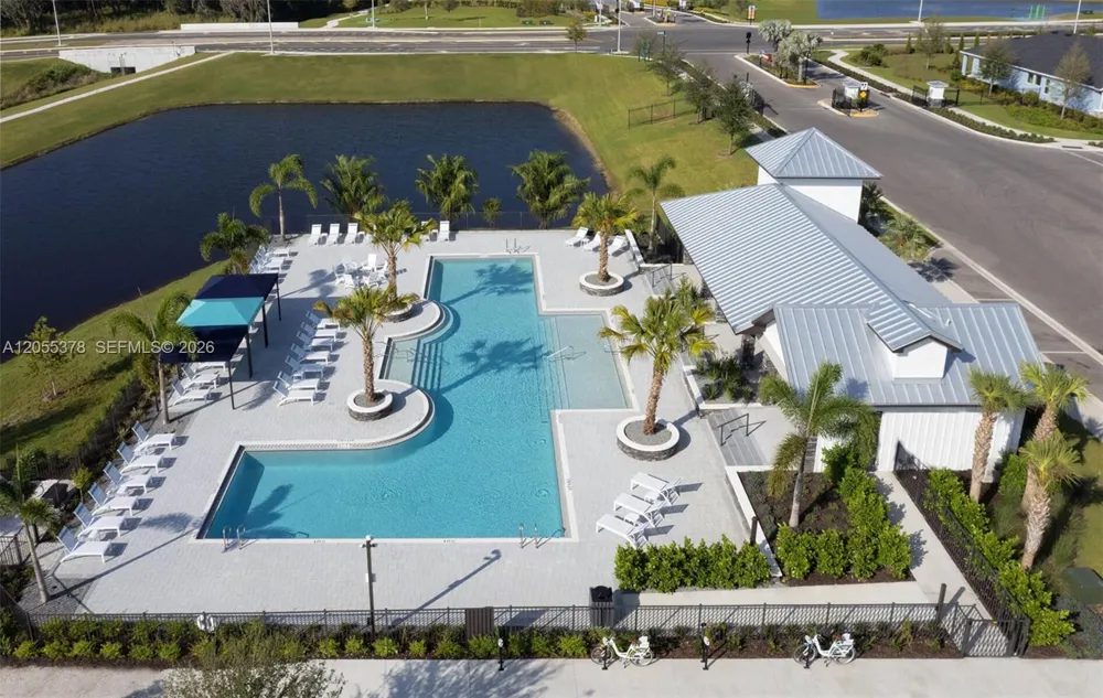 8695 Canyon Creek Trail Other City - In The State Of Florida, FL 34219
