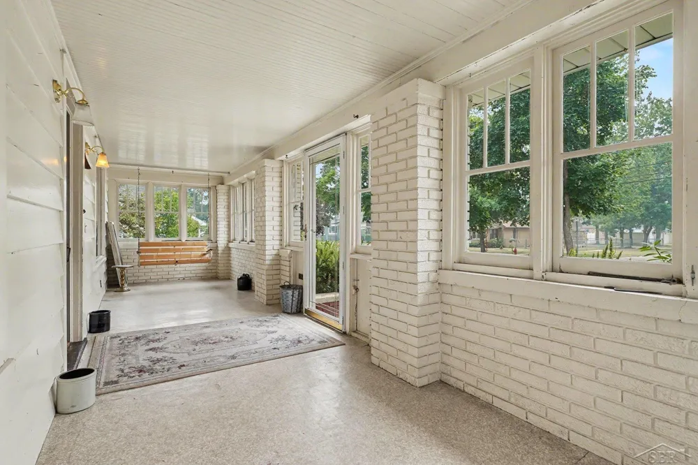116 W Wheaton Avenue Clare City, MI 48618