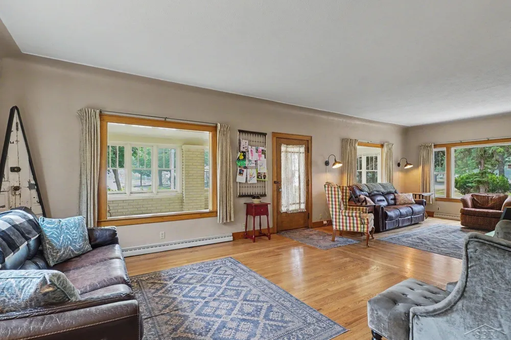 116 W Wheaton Avenue Clare City, MI 48618