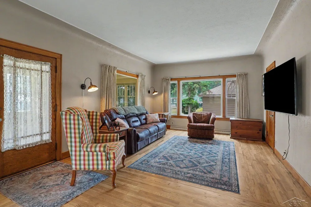 116 W Wheaton Avenue Clare City, MI 48618