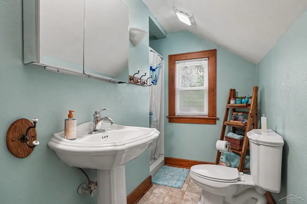 116 W Wheaton Avenue Clare City, MI 48618