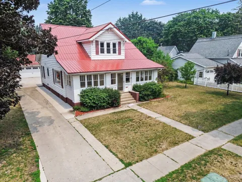 116 W Wheaton Avenue