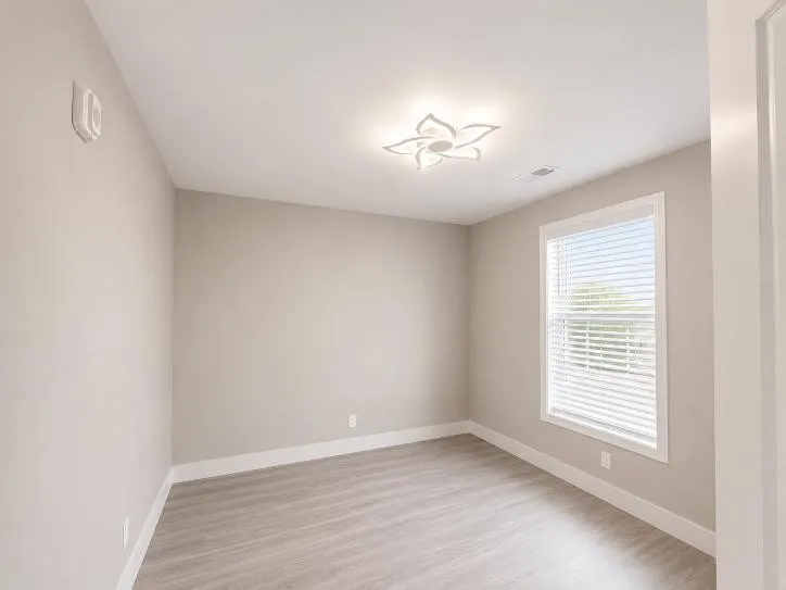 543 Peachers Mill Rd #213 Clarksville, TN 37042