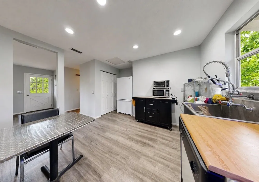 707 GEORGE STREET S Tarpon Springs, FL 34688