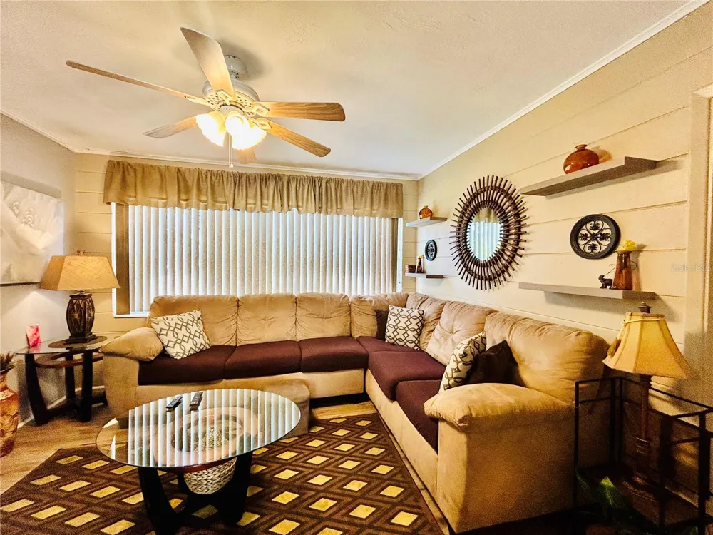 6190 6TH STREET S St Petersburg, FL 33705